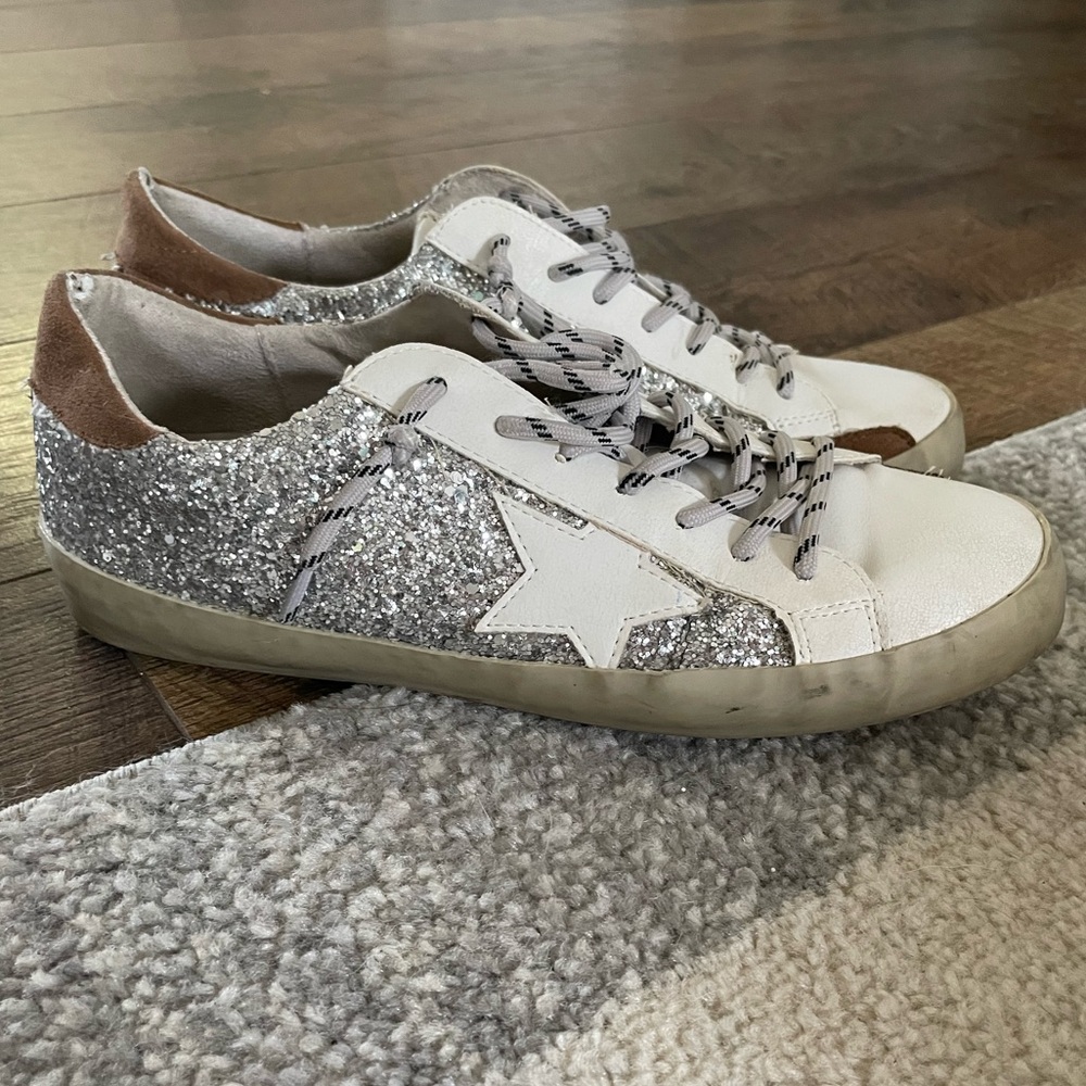 ShuShop Sneakers